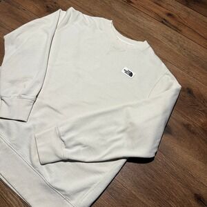 The North Face Cream Heritage Patch Crewneck Sweatshirt Womens XL